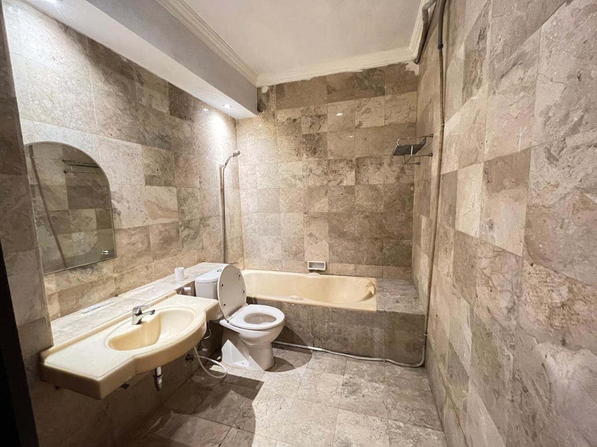 Reddoorz Near Kantor Walikota מנאדו מראה חיצוני תמונה