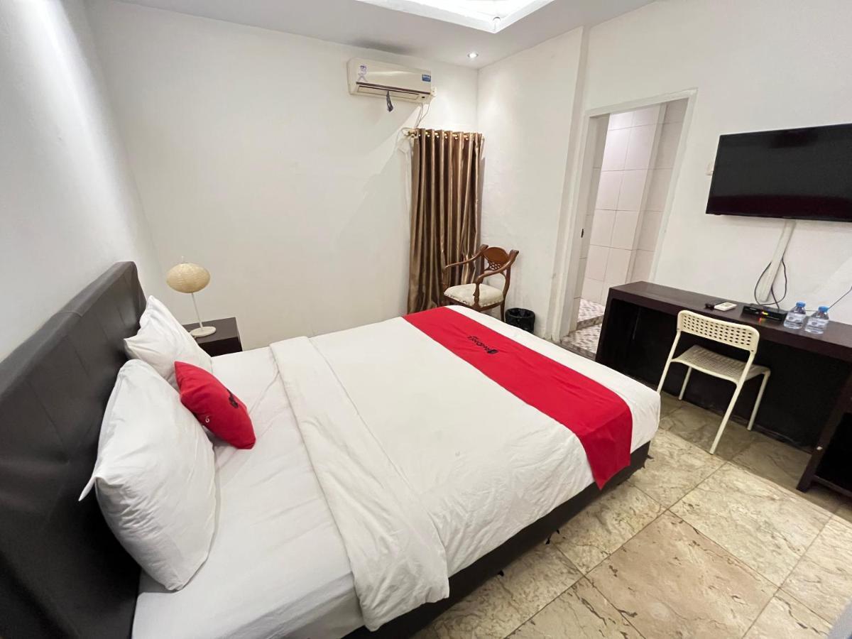 Reddoorz Near Kantor Walikota מנאדו מראה חיצוני תמונה