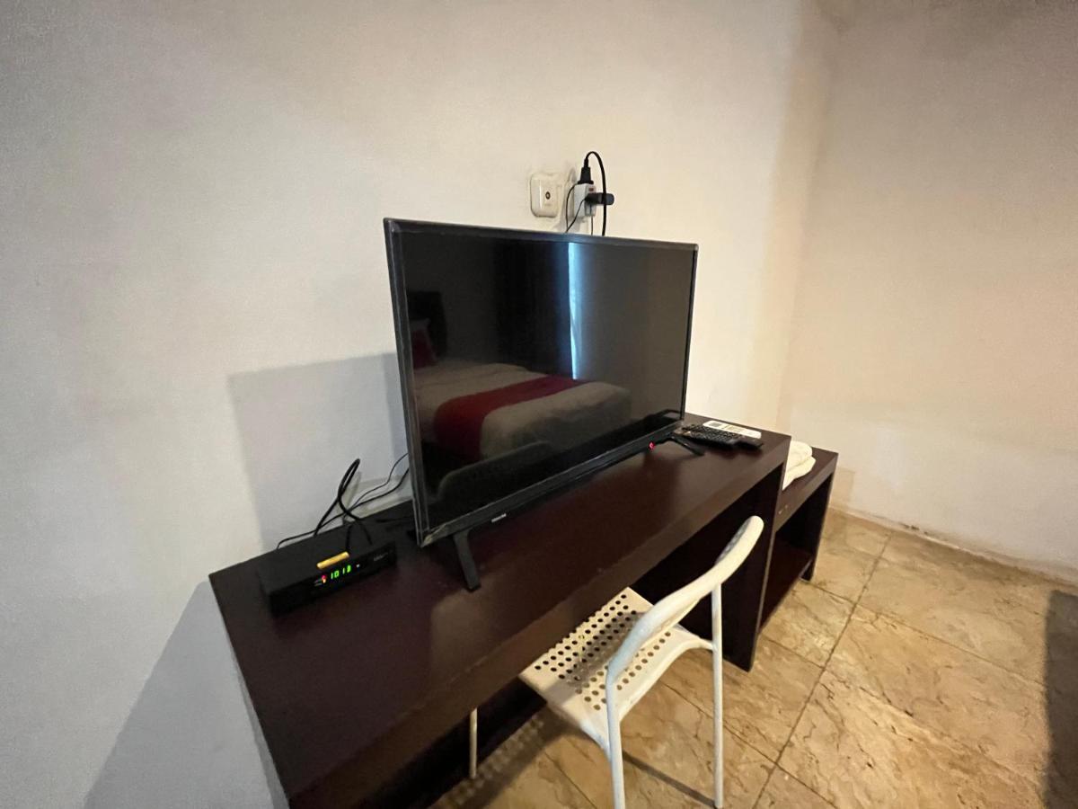 Reddoorz Near Kantor Walikota מנאדו מראה חיצוני תמונה